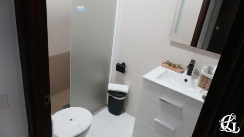 Standard Apartment image 5