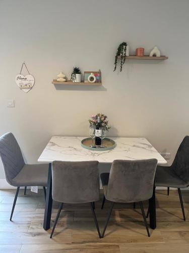 Emville Lodge in Clarinbridge