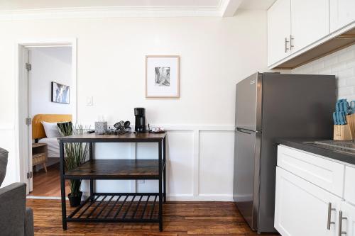 Updated 1BR Apartment Near Sunset Strip, Los Angeles (fotografie 2)