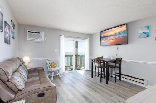 Sun of a Beach- Your Ultimate Beachy Getaway Sun of a Beach- Your Ultimate Beachy Getaway