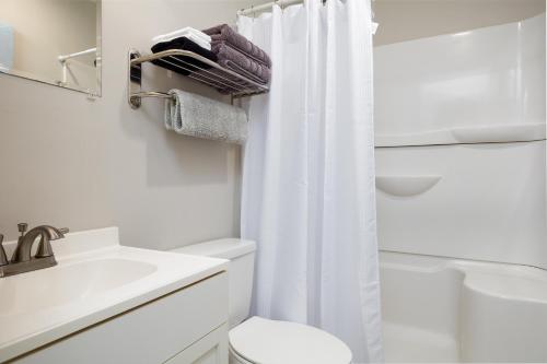 Sun of a Beach- Your Ultimate Beachy Getaway Sun of a Beach- Your Ultimate Beachy Getaway