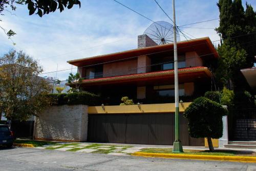 Boutique Rosas - Satèlite (Boutique Rosas - Satelite) in นอลคอลพัน เดอ จอเรซ