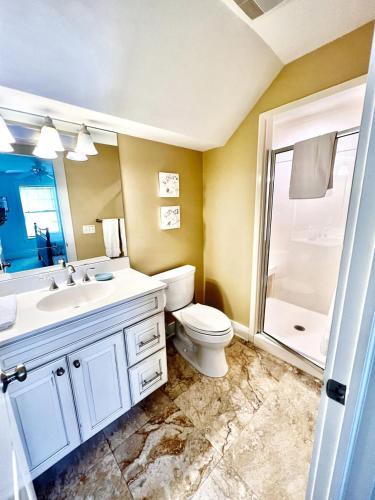 Tybee Retreat Whole Building Tybee Retreat Whole Building