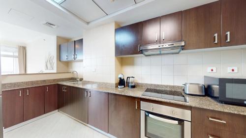Vacationer l High Rise 2 Bedroom Apartment l Free parking & Pool Access, Dubaj (zdjęcie 7)