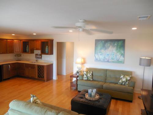 Tybee Retreat Unit 4 Tybee Retreat Unit 4