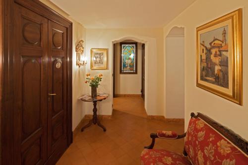 Foyer, B&B Contrada dei Giardini in Cuneo