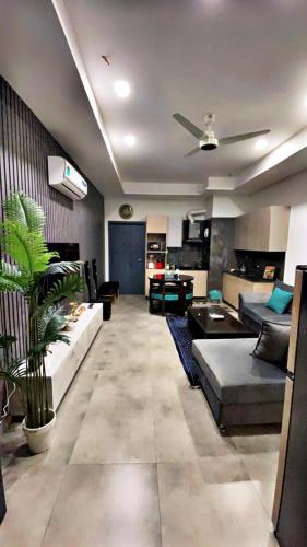 Zenith VIP Luxury Suite Two Bed Self Check In in บาห์เรีย อินเทลเลคชวล วิลเลจ