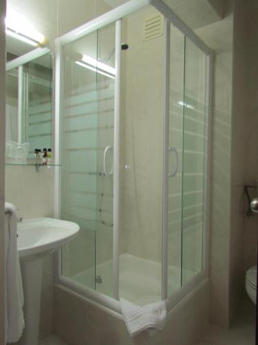 Superior Double Room image 7