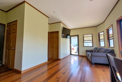 Grenada Countryside Cabin in Becke Moui