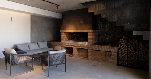 Dilijani Tun - image 4