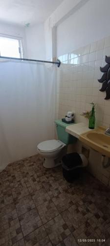 Triple Room with Private Bathroom image 2