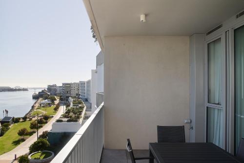 Portside on Honeysuckle - 1 bed option