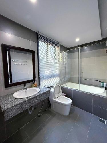 HOI AN LOTUS AROMA VILLA - FOUR BIG ROOM, Hoi An (foto 6)