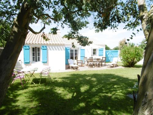 Maison confortable 4 pers. avec jardin fermé à L'Épine, proche plage - FR-1-823-27 gîte à louer L'Épine