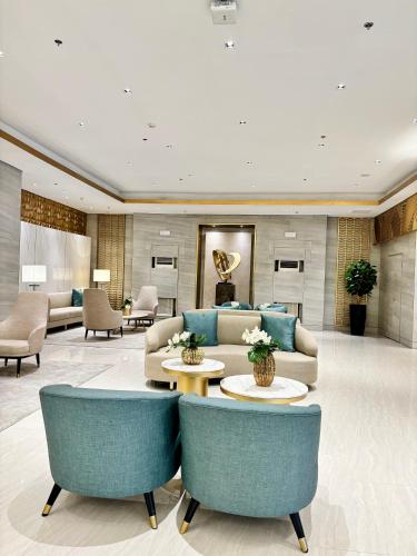 Serenitude Staycation by Khaila - Fame Residences, Manila