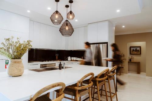 Hamilton House - Snowy Mountain Luxury Villas in จินดาเบน