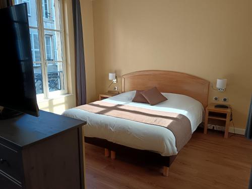 Hôtel Du Théâtre - image 13