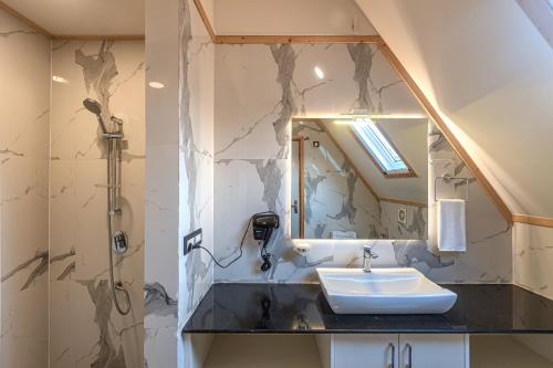 Palasa by Aer Studio Palasa by Aer Studio