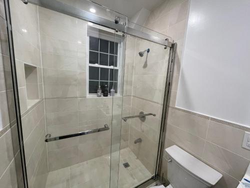 Dusj, Luxury Private room in Queens -30 min to Manhattan in Queens