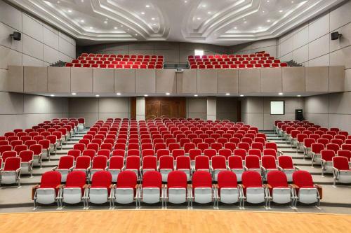 658522817 Ramada Hotel & Suites by Wyndham Al Qassim