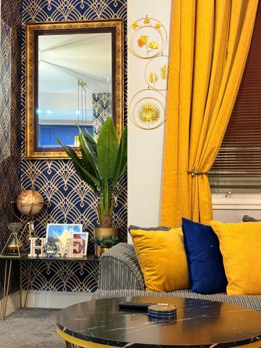 Two Bedroom Apartment-Central Edinburgh-Old Town-licensed, Edinburgh (photo 4)