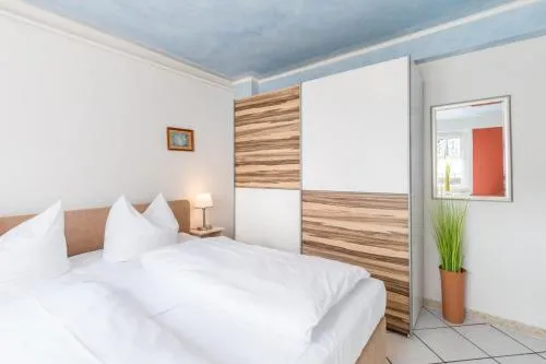 Große Wohnung mit Parkplatz Garten und Terrasse in Boltenhagen, Deutschland