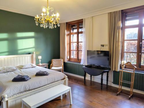 1 queen bed