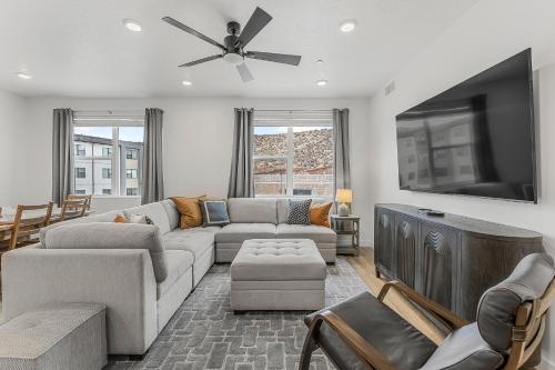 Starlight Crossing condo