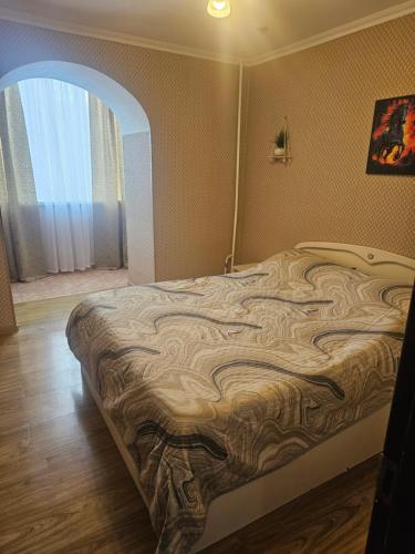 Трехкомнатные апартаменты в центре города, Pavlodar (foto 9)