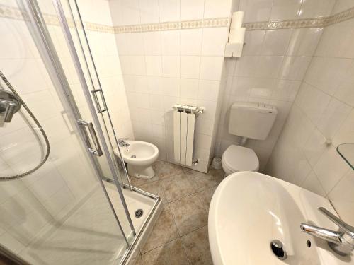 Two-Bedroom Apartment image 8