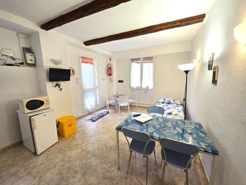 Two-Bedroom Apartment image 1
