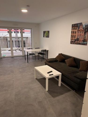 Moderne Wohnung für 4 Personen mit extra Schlafzimmer, Wohnzimmer & Balkon (Moderne Wohnung fur 4 Personen mit extra Schlafzimmer, Wohnzimmer & Balkon) in Alzey
