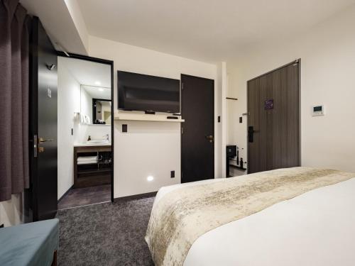 Double Room image 2