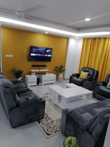 Fasilitas, Roma Stays - 3bedroom Apartment at Aqua Gardens Near to CityMall in Mombasa