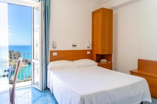 Camera singola, vista sul mare