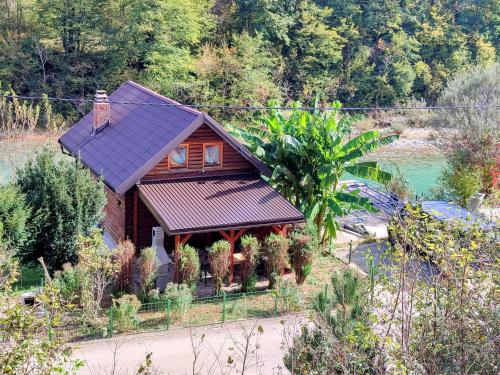 Brvnara - Winter house - image 5