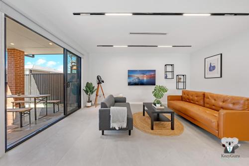 KozyGuru | Cobbitty | Brand New Stylish 4BR House in Cobbitty