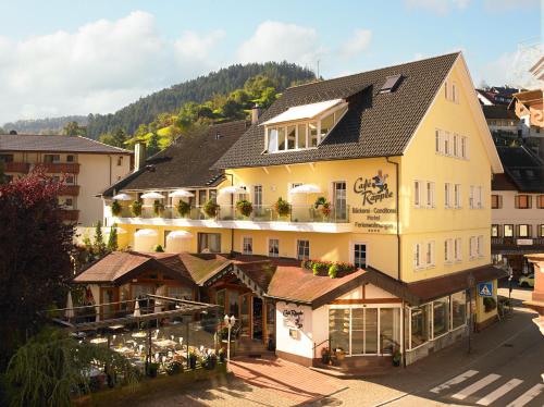 B&B Bad Peterstal - Hotel Garni Café Räpple - Bed and Breakfast Bad Peterstal