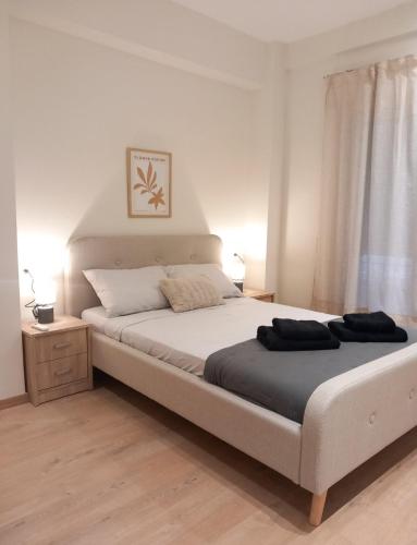 Three-Bedroom Apartment with Balcony