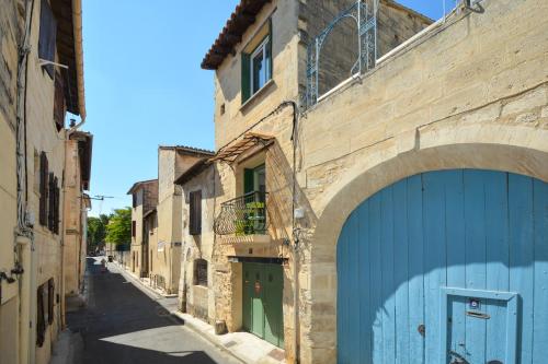 Maison Le Petit Balcon Beaucaire avec garage pour vélo