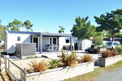 Chalet pour 6 à St-Hilaire - Piscine chauffée - Location, gîte - Saint-Hilaire-de-Riez