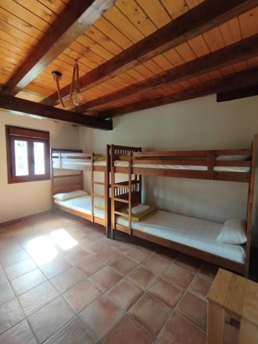 Albergue Usandi Auto Check-in Room Type - Quadruple Room with Private Bathroom