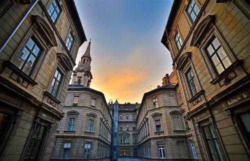 Focus Point Apartments - image 2