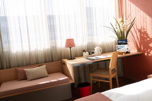 1 double bed