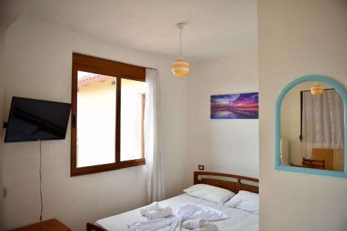 Studio with Sea View image 10
