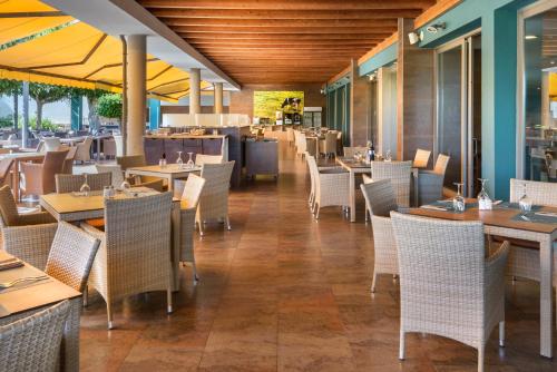 Restaurant, Occidental Menorca in Menorca