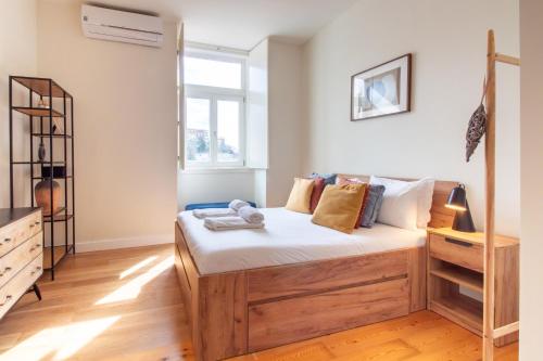 Miragaia Studio w Patio by LovelyStay, Porto
