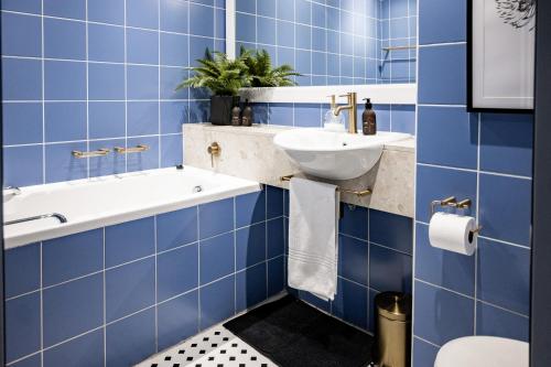 Art Deco Heritage Stay - image 14