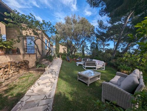Maison provençale 4 chambres entre Six Fours les plages et les Sablettes