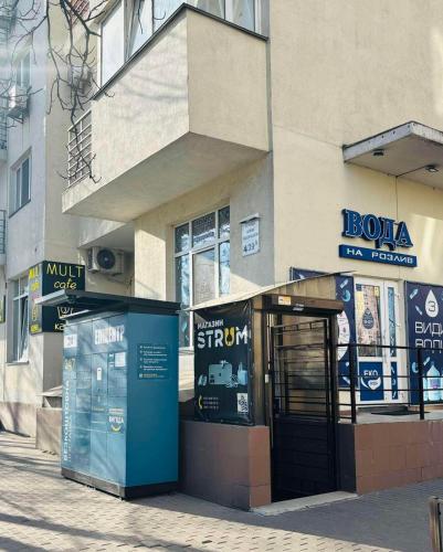 Kvartira vozle metro Chernigovskaya in Dniprovskyj